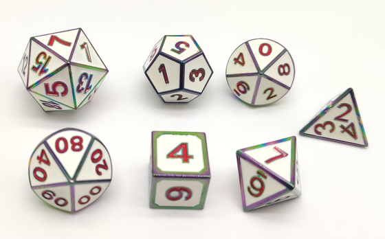 La mano del sistema de los dados del RPG del metal blanco ISO9001 talló para el martillo y Yahtzee