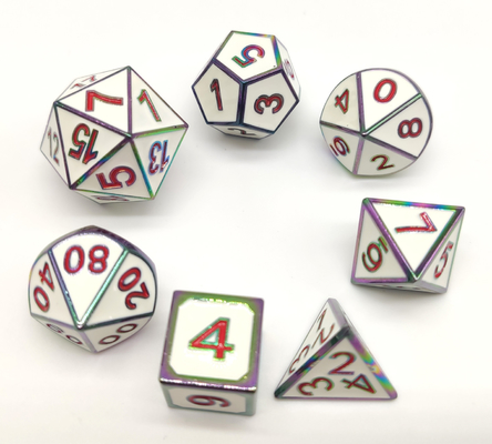 La mano del sistema de los dados del RPG del metal blanco ISO9001 talló para el martillo y Yahtzee