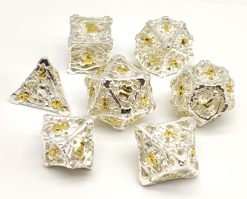 La mano portátil vertió el sistema minúsculo de los dados, metal plateado oro Mini Dice
