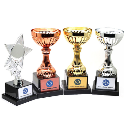 Material de encargo del cobre de la aleación del cinc de la taza del trofeo del metal del baloncesto