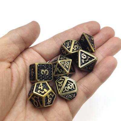 Metal Anti desgaste Juego de cartas tallado a mano Dados Práctico Poliédrico