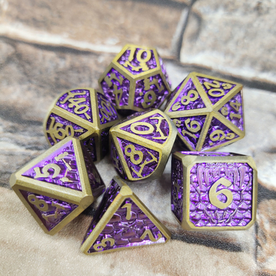 Los dados ligeros inodoros del metal de Dnd fijaron la plata purpurina polihédrica del juego de tarjeta de juego