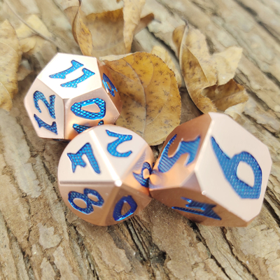 Juego de dados RPG hechos a mano Juego de dados poliédricos portátiles Aleación de zinc Metal de lujo