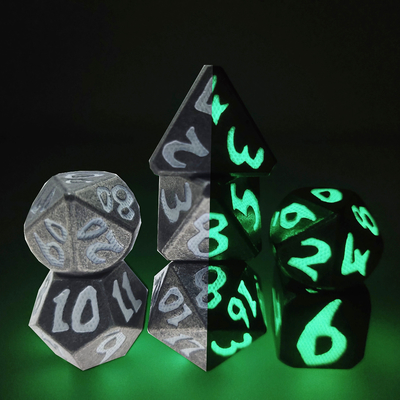 Los dados de empaquetado de la caja de regalo fijaron jugar multiusos del papel cortan polihédrico en cuadritos