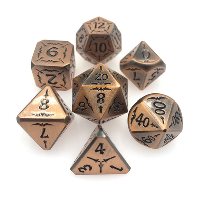 El RPG del metal corta desgaste en cuadritos determinado - el metal durable resistente del negro del oro corta polihédrico en cuadritos