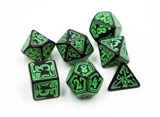 Moderno juego de rol juego de dados 20 mm Negro fondo color patrón