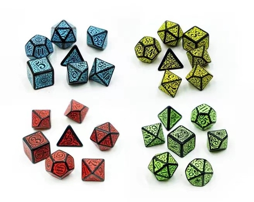 Moderno juego de rol juego de dados 20 mm Negro fondo color patrón