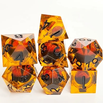 Resina hecha a mano Resina de arena movida Bolas de dados pulidas Conjunto de 7 accesorios de juego de roles Tabla grande