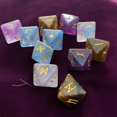D8 Runas vikingas Dados poliédricos de labradorita Futhark / Dados de adivinación para mirar el cristal