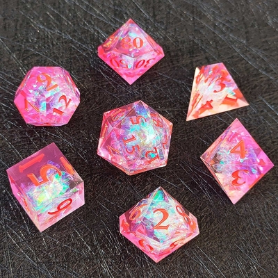 Los dados de resina púrpura 7PCS DND Dragón y mazmorra poliedro de filo afilado