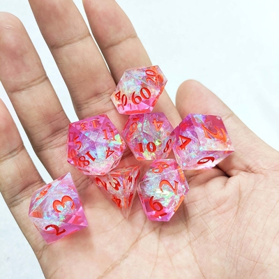 Los dados de resina púrpura 7PCS DND Dragón y mazmorra poliedro de filo afilado