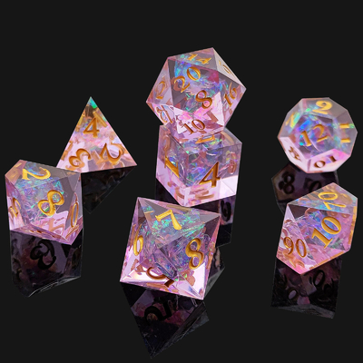 Los dados de resina púrpura 7PCS DND Dragón y mazmorra poliedro de filo afilado
