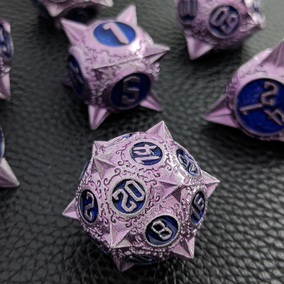 Un juego de dados de metal poliedro duradero Dragon And Dungeon 16mm Sparkle