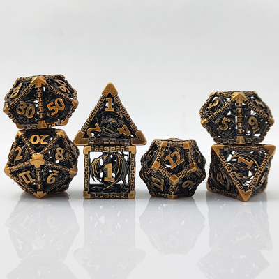 Conjunto de dados de metal huecos de múltiples caras D20 de corte afilado