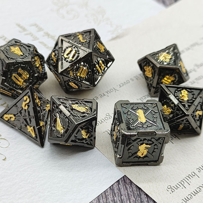Espada Metal RPG dados mano pulida Cruzu mazmorra y largo DND #