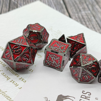 Espada Metal RPG dados mano pulida Cruzu mazmorra y largo DND #