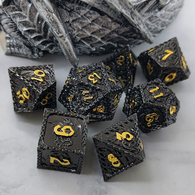RPG de metal de múltiples facetas Dados Dragón volador Sólido Dragón liso DND