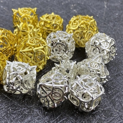 Espinas juego de dados de metal hueco Kusalu RPG dragón y mazmorra DND