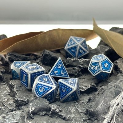 Dragon Scale Solid Metal Dice Set Multicolor DND RPG colores brillantes