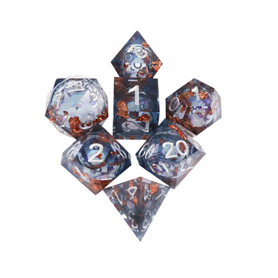 Juego de escritorio multifacético de resina natural de oro de papel gris Dice Border Gate