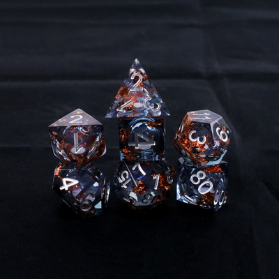 Juego de escritorio multifacético de resina natural de oro de papel gris Dice Border Gate