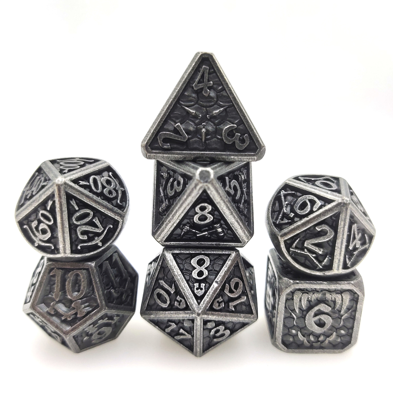 Juego de dados RPG de metal con bordes afilados a prueba de agua, 7 piezas, práctico, resistente, poliédrico, color blanco y negro